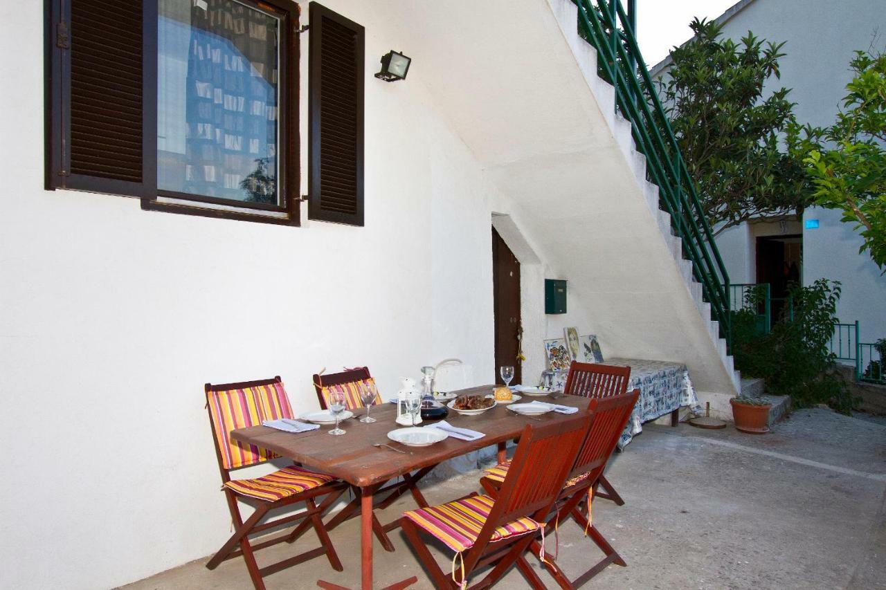 Apartments Maestro Stomorska Zewnętrze zdjęcie